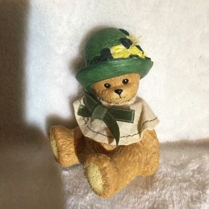 ⭐️ Ceramic Victorian Style Teddy Bear